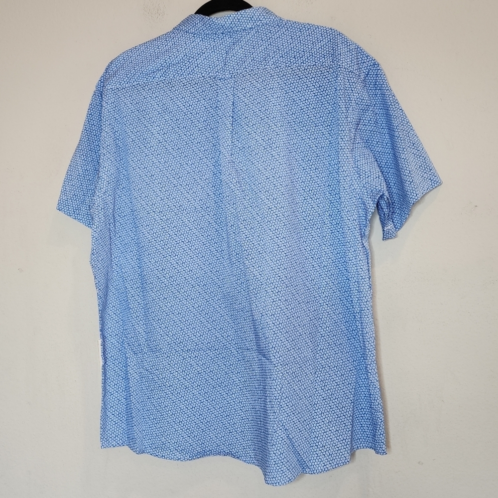 NWT IZOD Football Printed Blue Short Sleeve Button Down Shirt. Men's Size XXL. - Picture 6 of 16